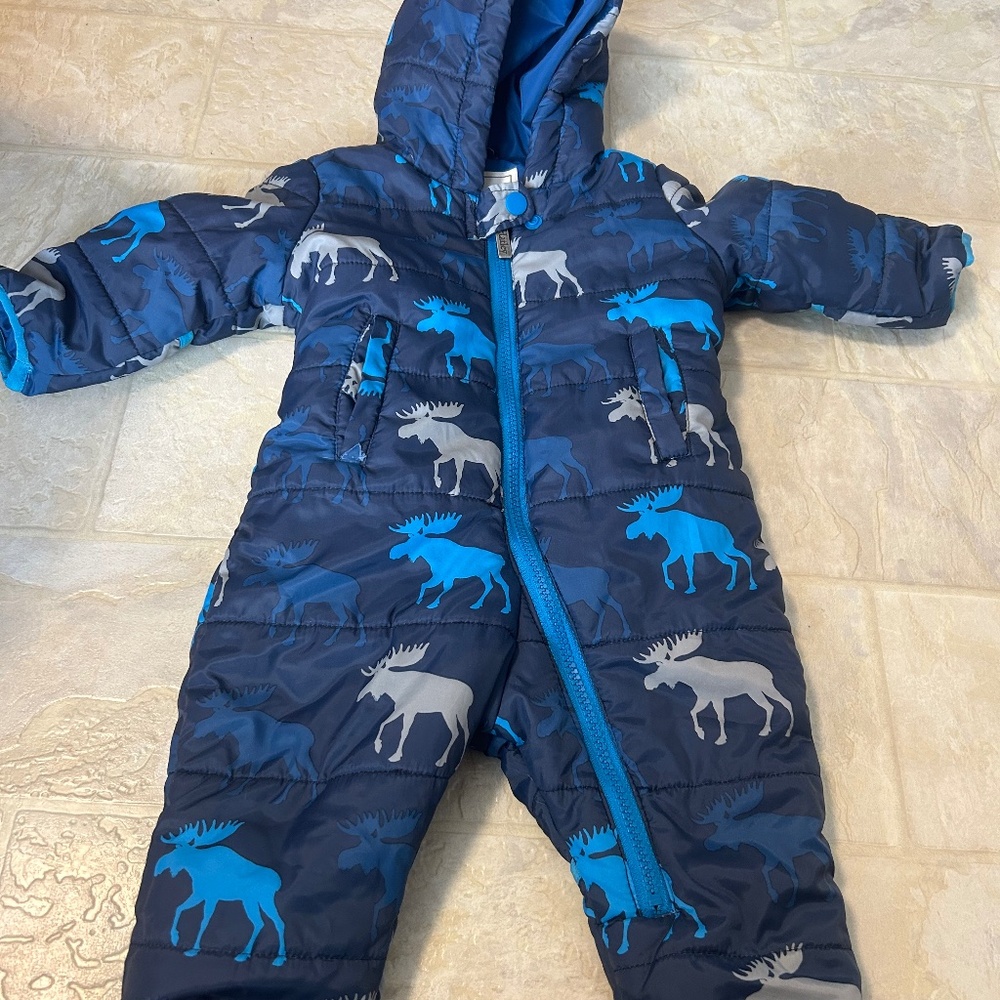 Hadley snow suit